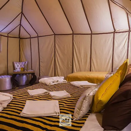 Hotel Luxury Oasis Camp Merzouga Esterno foto