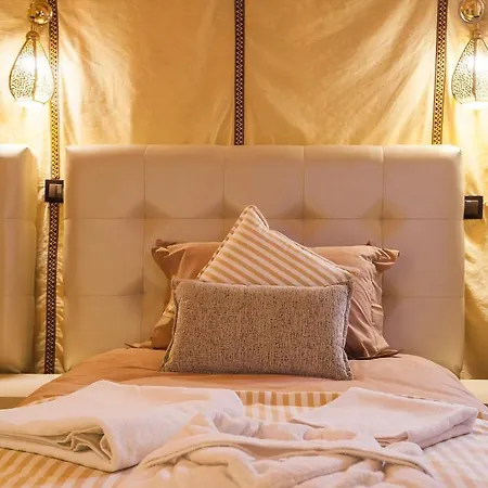 Hotel Luxury Oasis Camp Merzouga Esterno foto