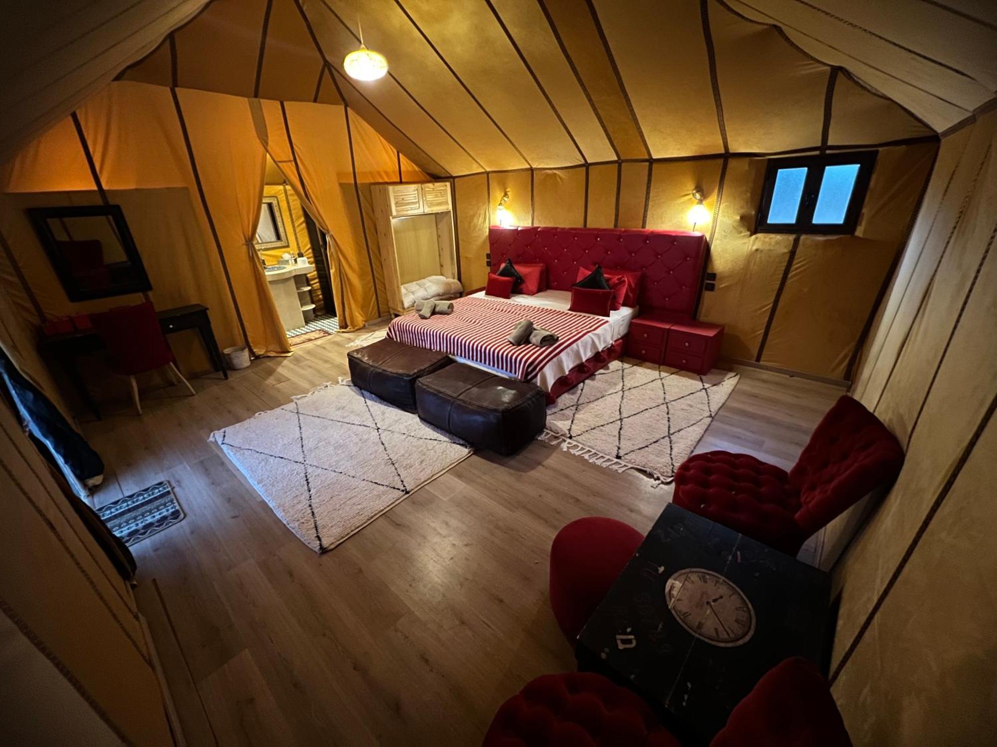 Luxury tent Luxury Oasis Camp